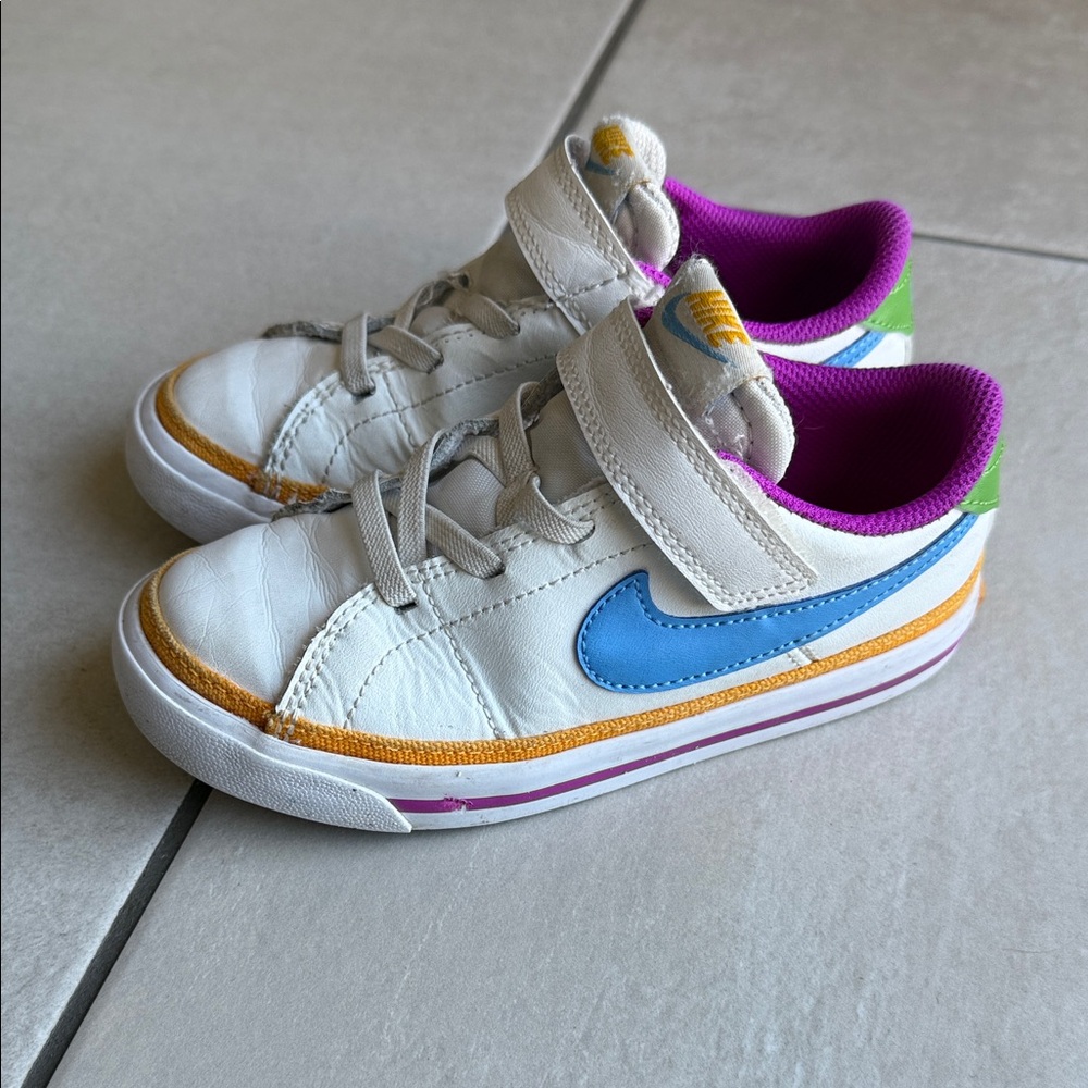 Nike Kids’ Court Legacy Low Top Sneaker size 10C